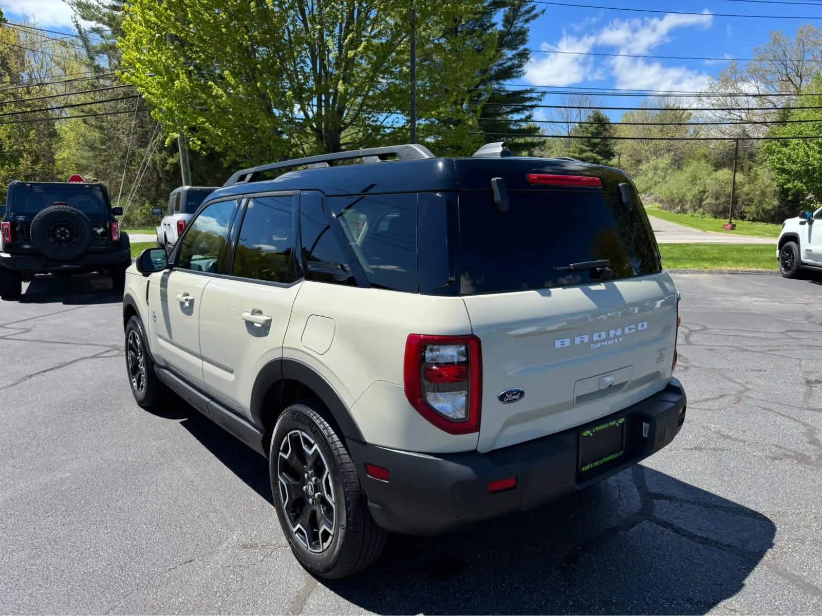 Certified Used 2025 Desert Sand Ford Outer Banks image 3