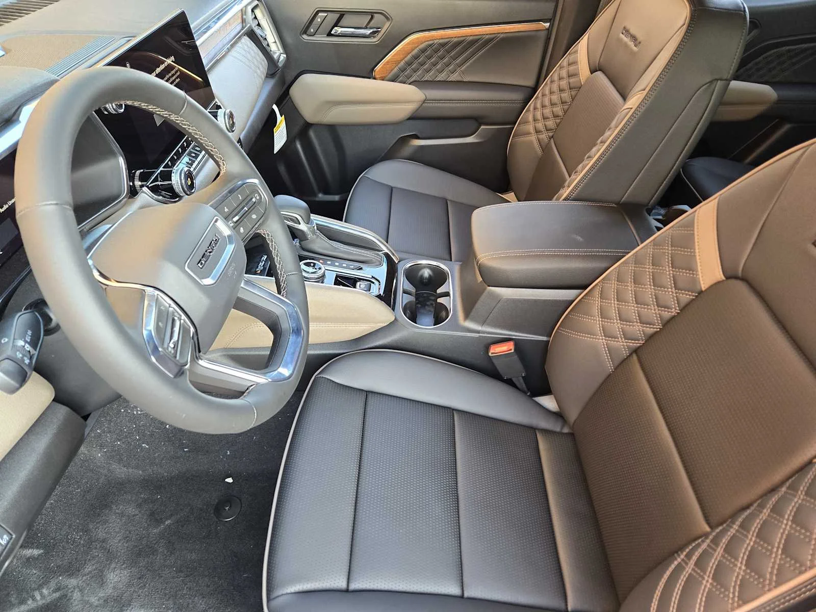 2026 GMC Canyon Denali - Photo 8