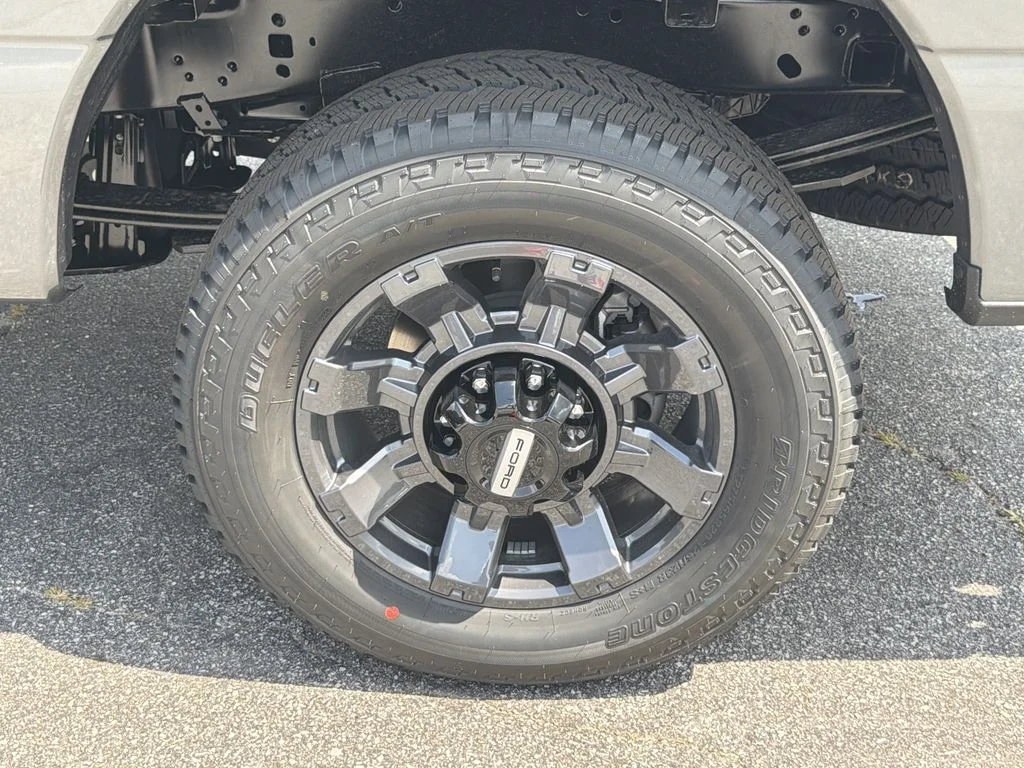 New 2026 Gray Ford XL image 17
