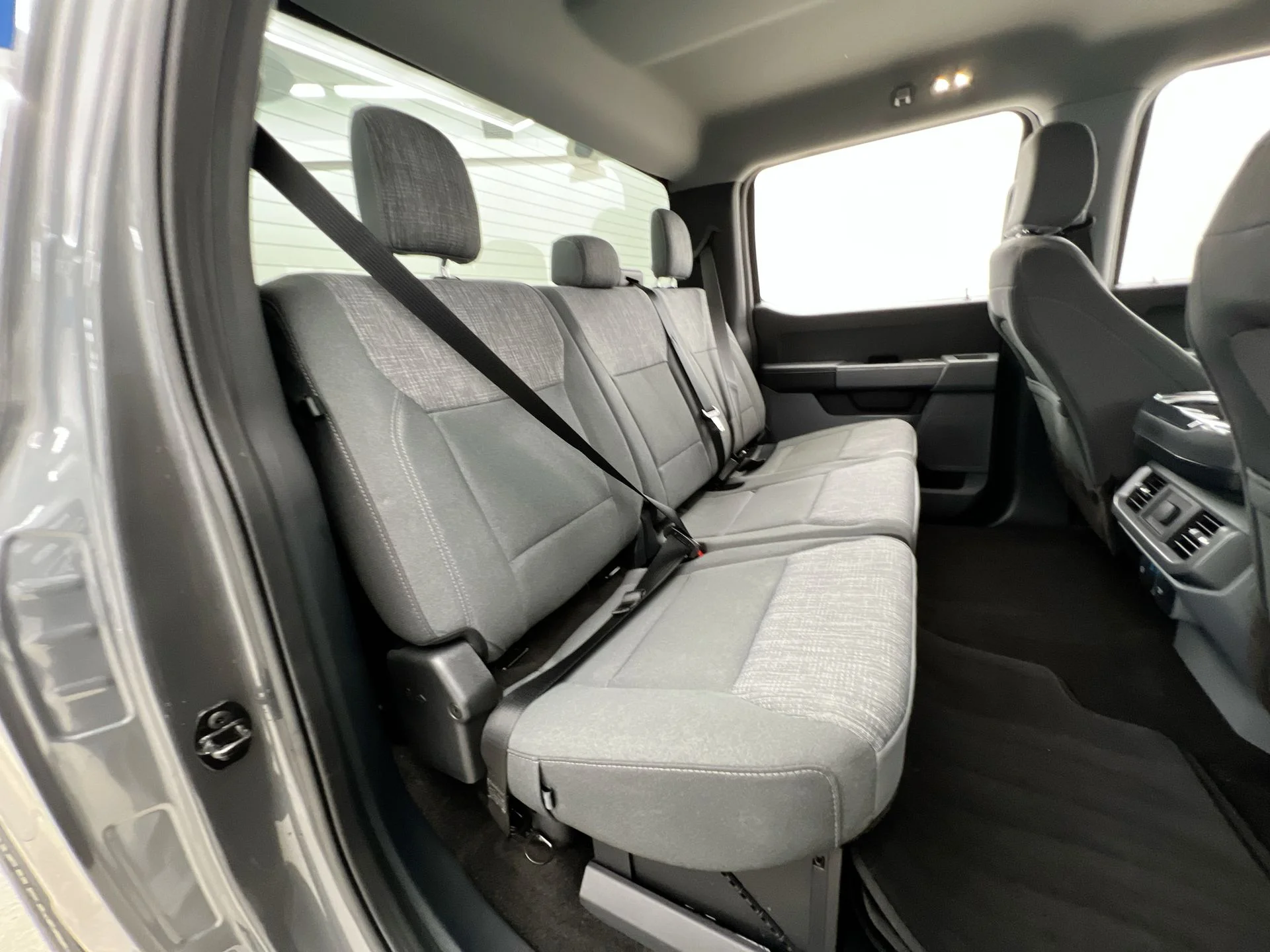 Used 2022 Gray Ford XLT image 17