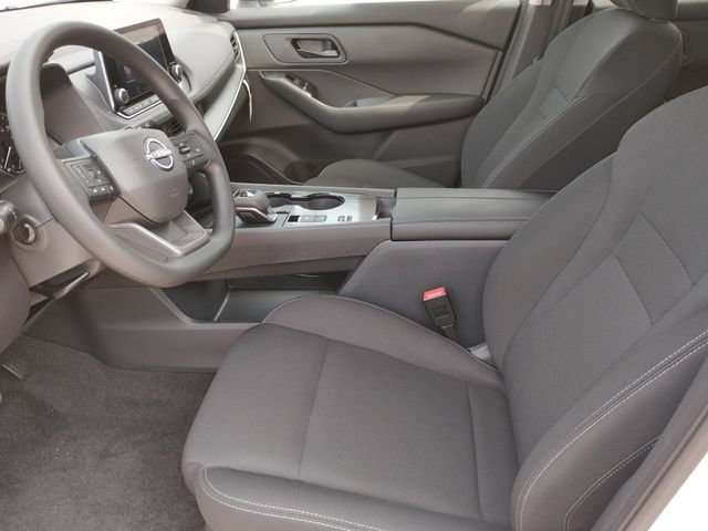 Used 2026 White Nissan S image 13