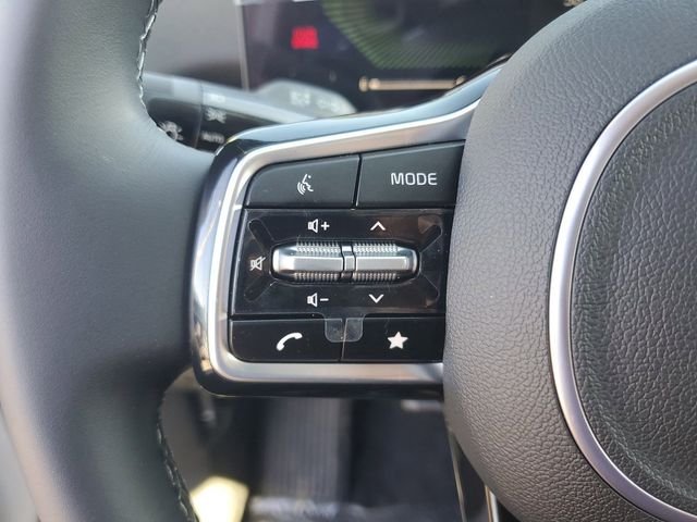 2025 Kia Sorento S - Photo 11