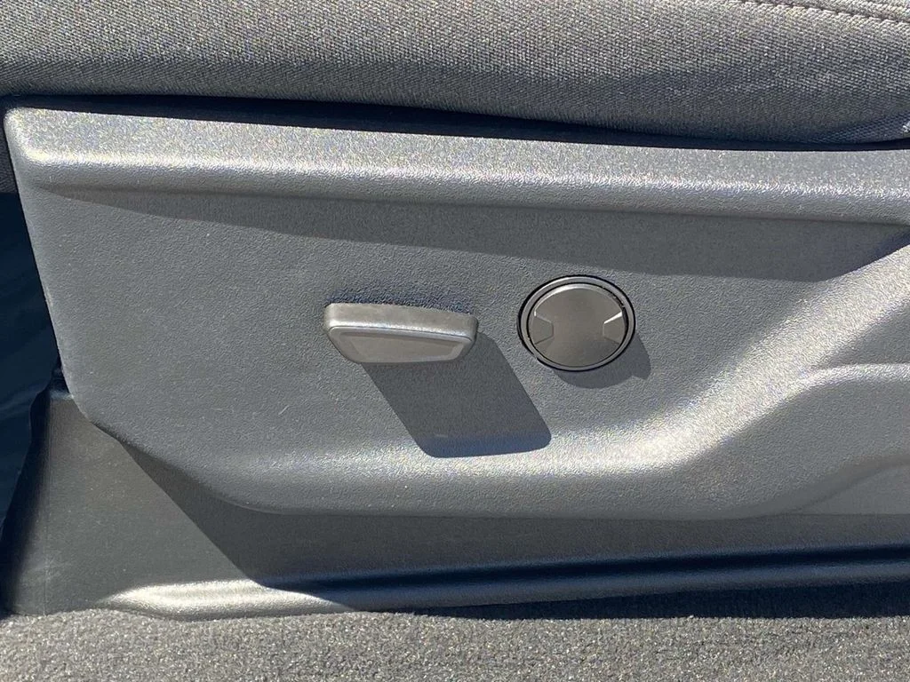 New 2026 Carbonized Gray Metallic Ford F-350® XLT image 16