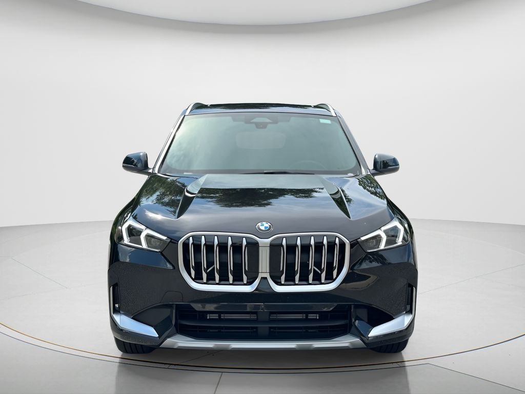New 2026 Black Sapphire Metallic BMW xDrive28i image 2