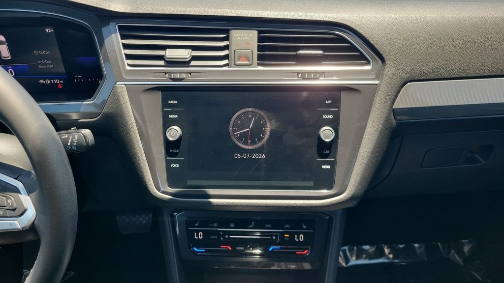 2023 Volkswagen Tiguan SE - Photo 14