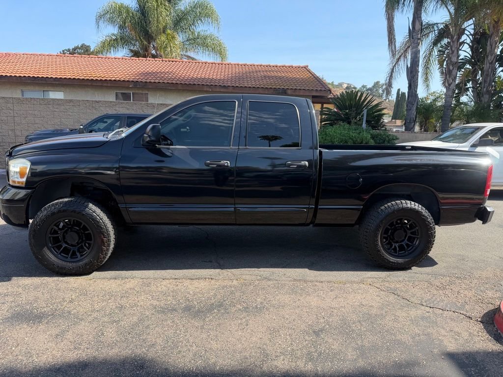 Used 2006 Black Dodge SLT image 8