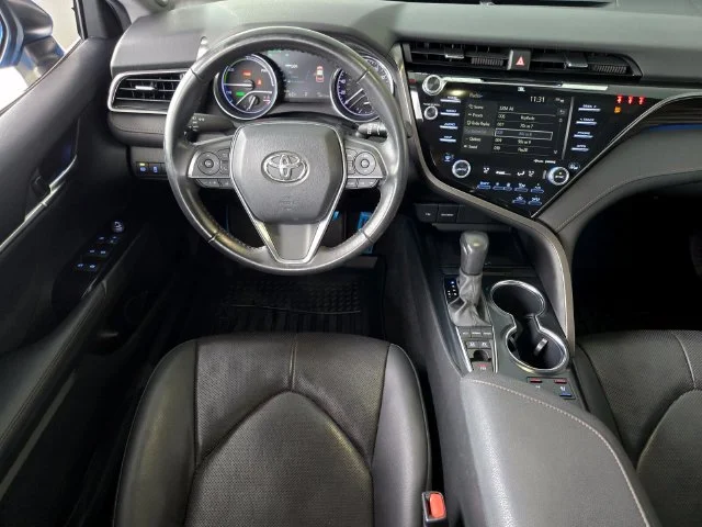 Used 2020 Blue Toyota XLE image 13