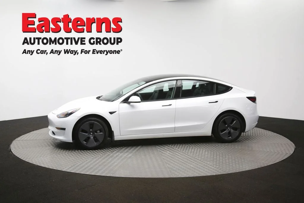 Used 2021 White Tesla Standard Range Plus image 53