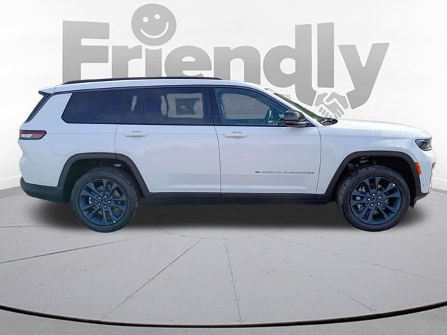 New 2026 Bright White Clear-Coat Exterior Paint Jeep  image 4
