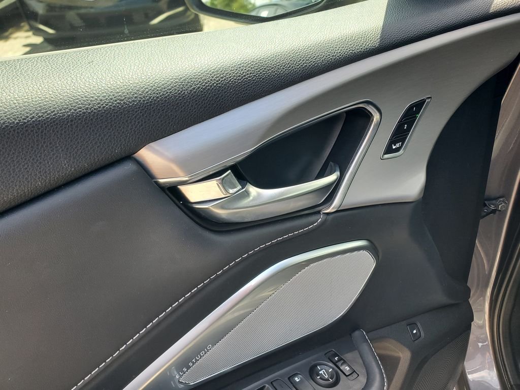 Used 2020  Acura Technology Package image 22