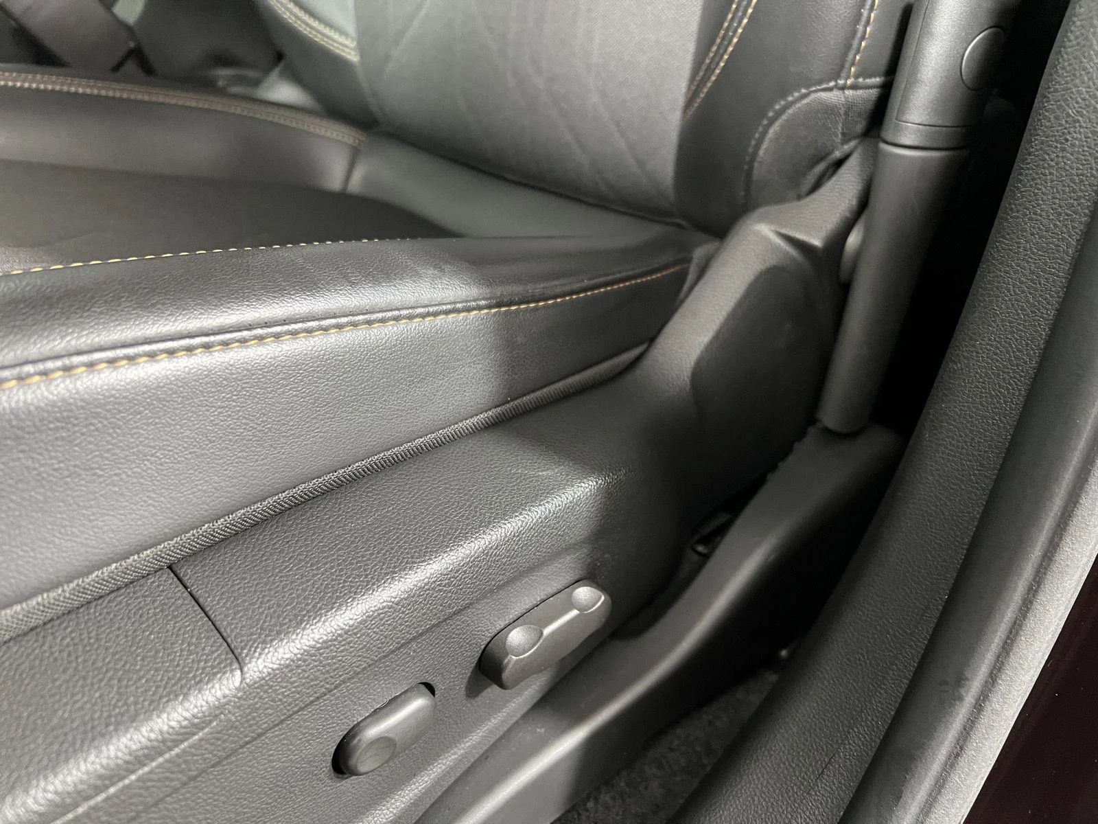 Used 2020 BLACK CHERRY METALLIC Chevrolet LT image 34