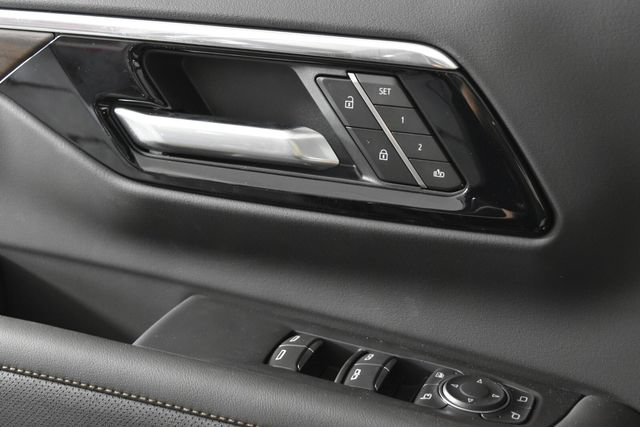 New 2026 Black Chevrolet High Country image 33