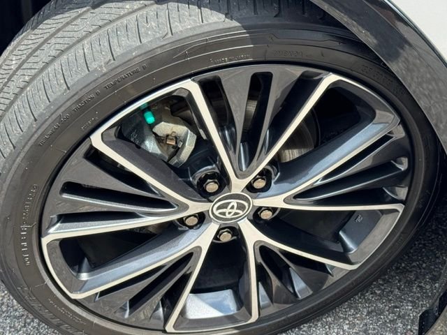 Used 2024  Toyota XLE image 16