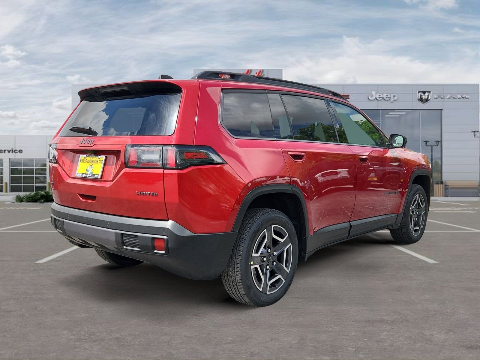 New 2026 Red Hot Pearl-Coat Exterior Paint Jeep Limited image 5