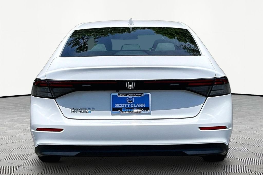 Used 2024 White Honda LX image 7