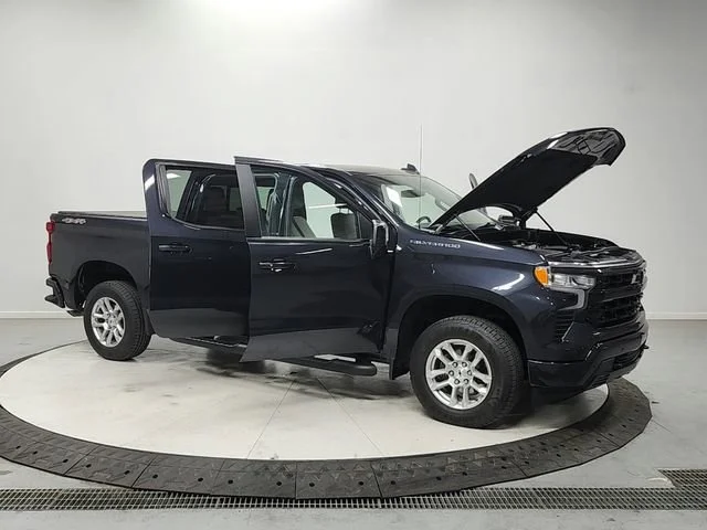 Used 2024 Dark Ash Metallic Chevrolet RST image 9