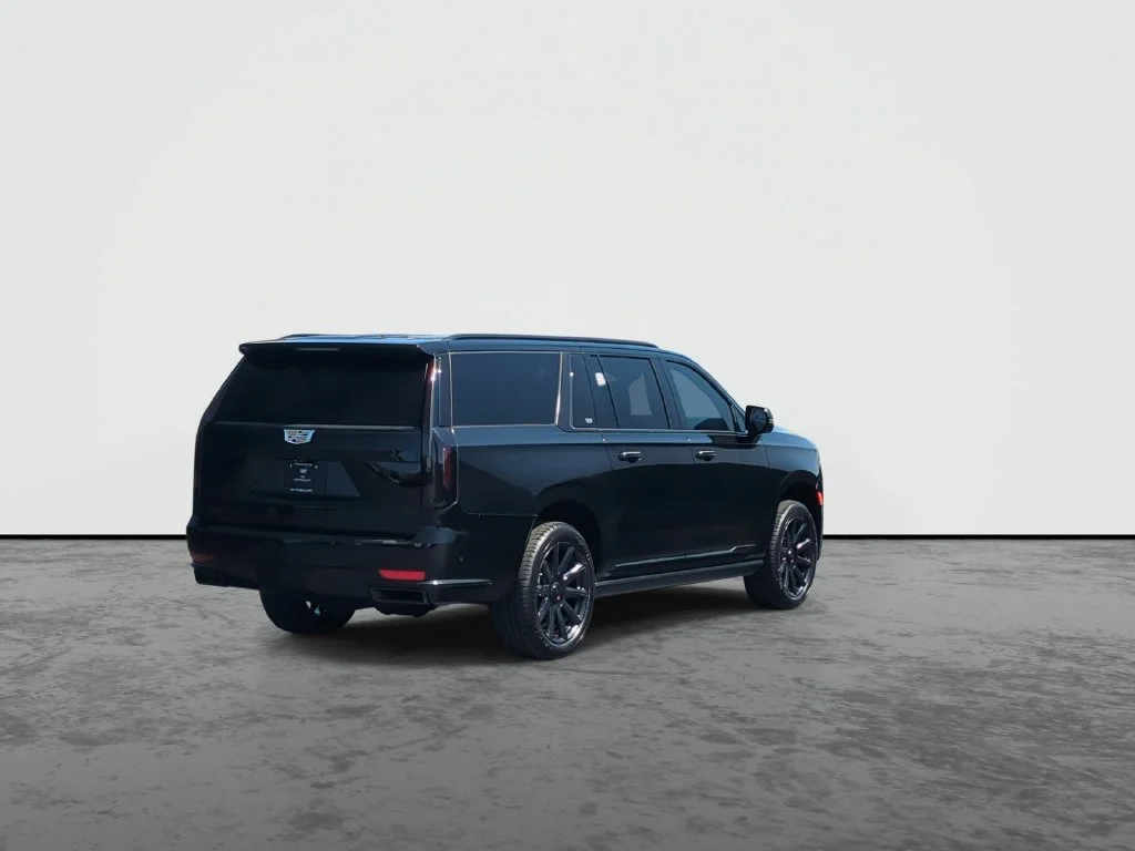 Certified Used 2023 Black Raven Cadillac Premium Luxury Platinum image 8