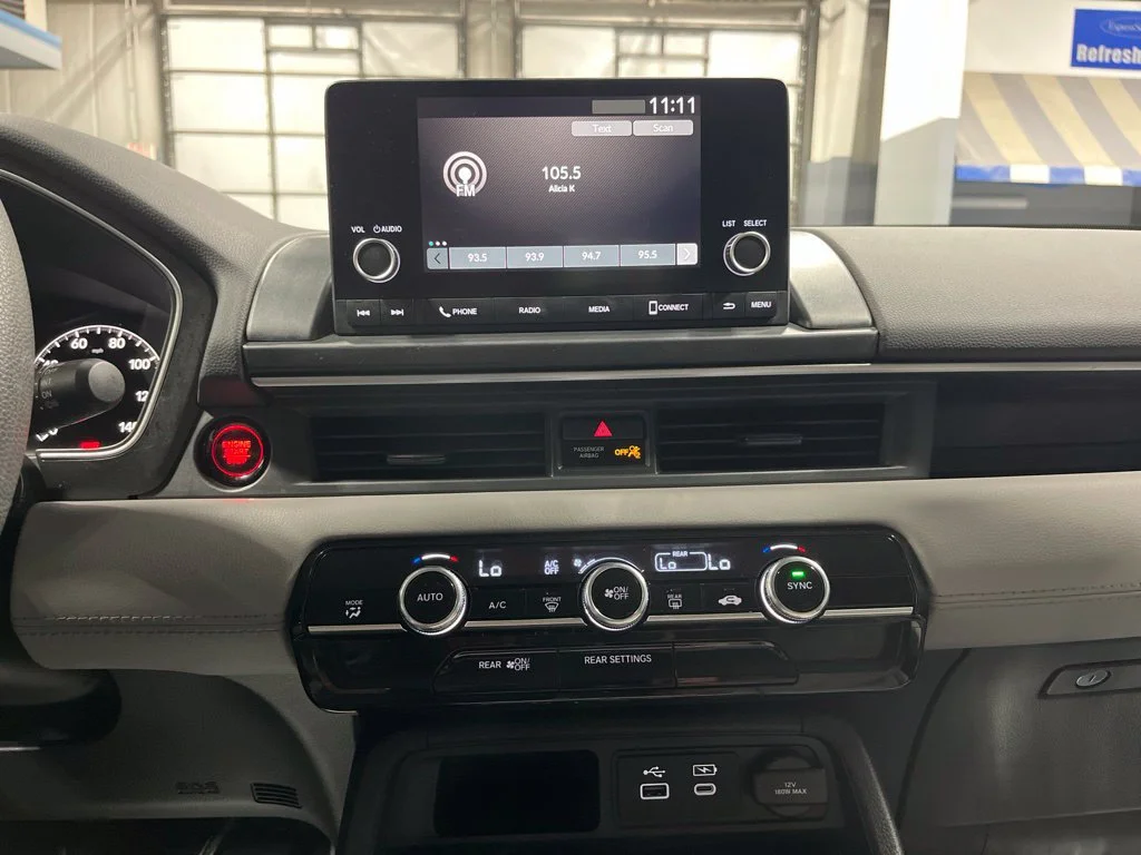 2023 Honda Pilot LX - Photo 57