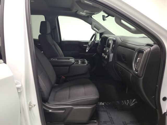 Used 2019 Summit White GMC SLE image 13