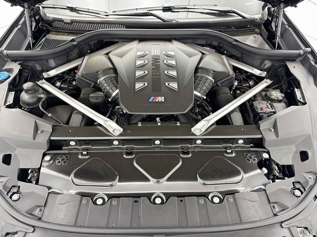 New 2026 Black Sapphire Metallic BMW M60i image 28
