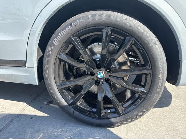 New 2026 Brooklyn Grey Metallic BMW xDrive40i image 20