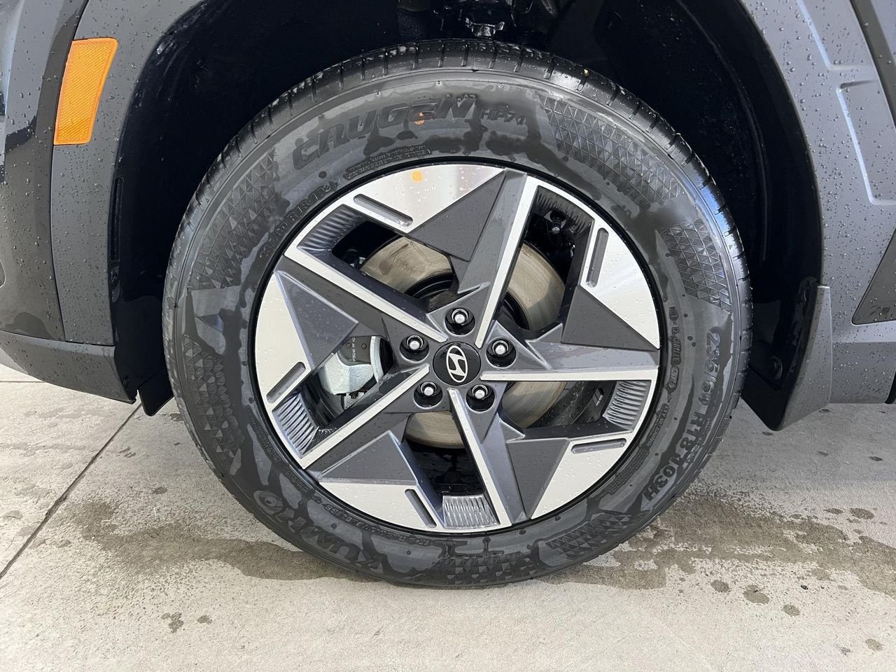 New 2026 Phantom Black Hyundai SEL AWD image 7