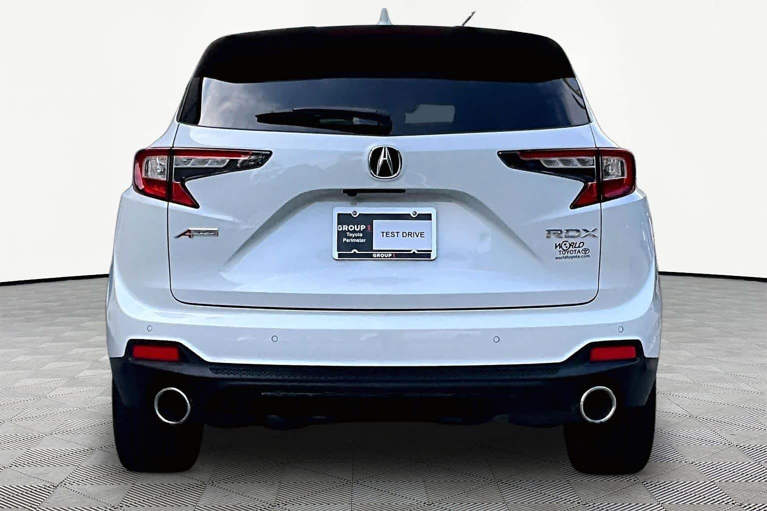 Used 2023 Platinum White Pearl Acura w/A-Spec Package image 5