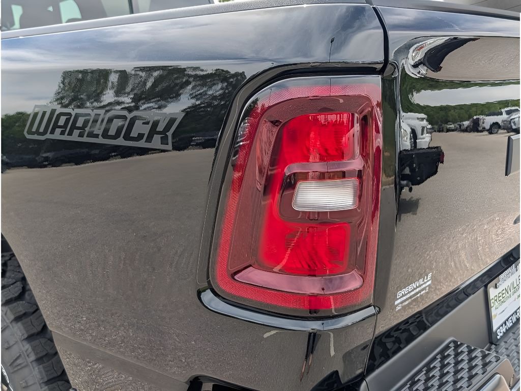New 2026 Diamond Black Crystal Pearl-Coat Exterior Paint RAM Warlock Hemi 4x4 Crew Cab image 4