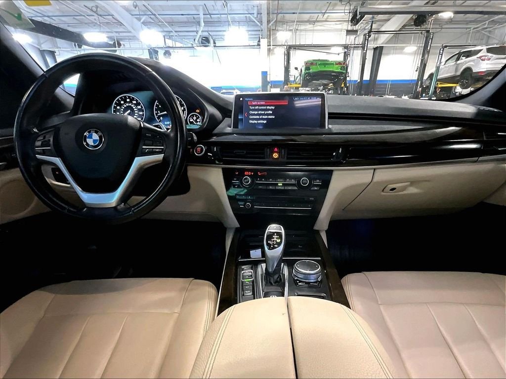 Used 2018 White BMW xDrive35i image 22