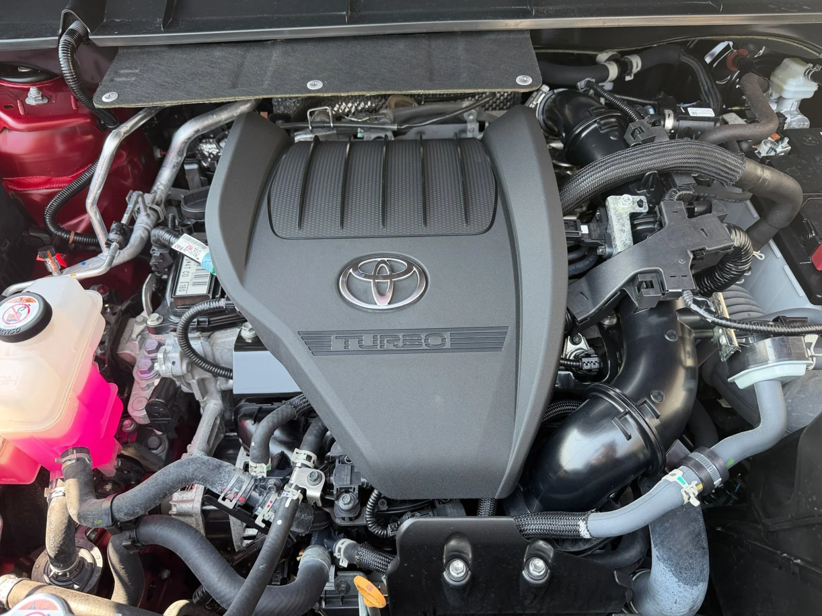 Used 2024 Ruby Flare Pearl Toyota XLE image 7