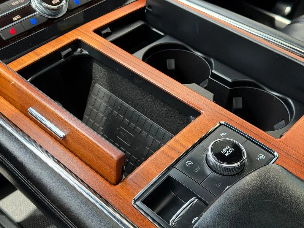 Used 2019 Black Lincoln Reserve image 15