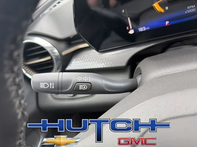 New 2026 Mosaic Black Metallic Chevrolet ACTIV image 28