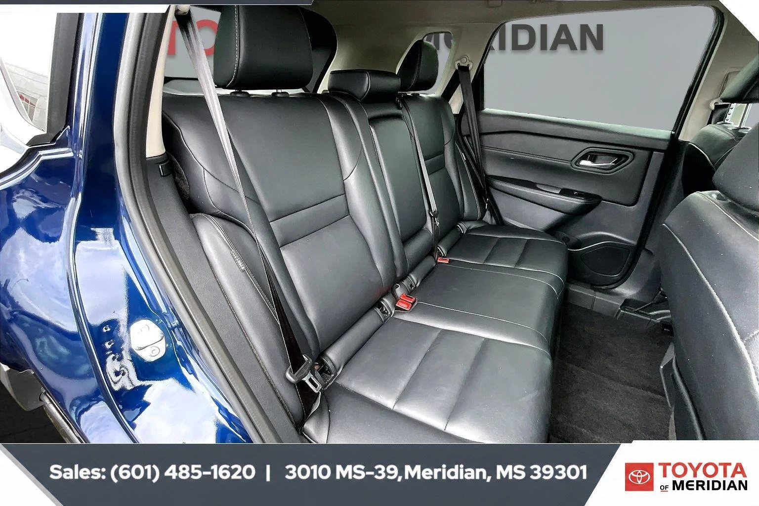 Used 2026 Deep Ocean Blue Pearl Nissan SL image 20