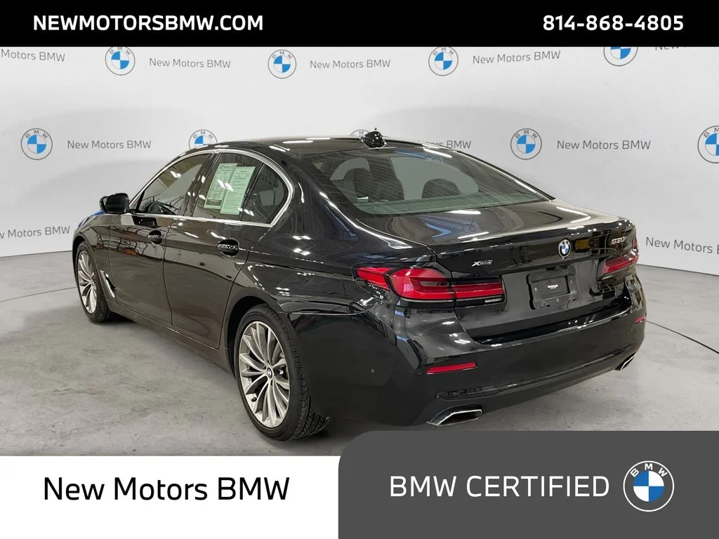 Used 2023 Black Sapphire Metallic BMW 530i xDrive image 3