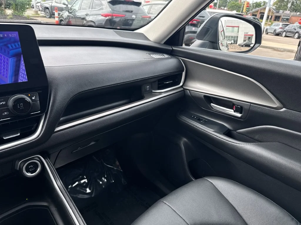 Used 2026 Black Toyota XLE image 31