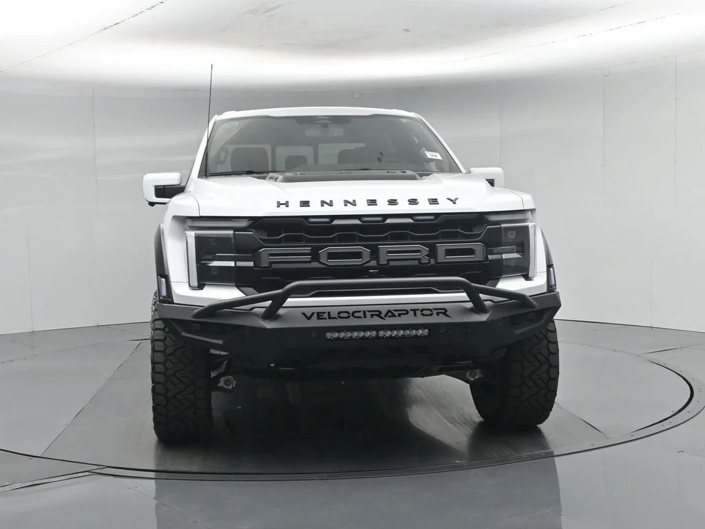 New 2026 Oxford White Ford Raptor image 28