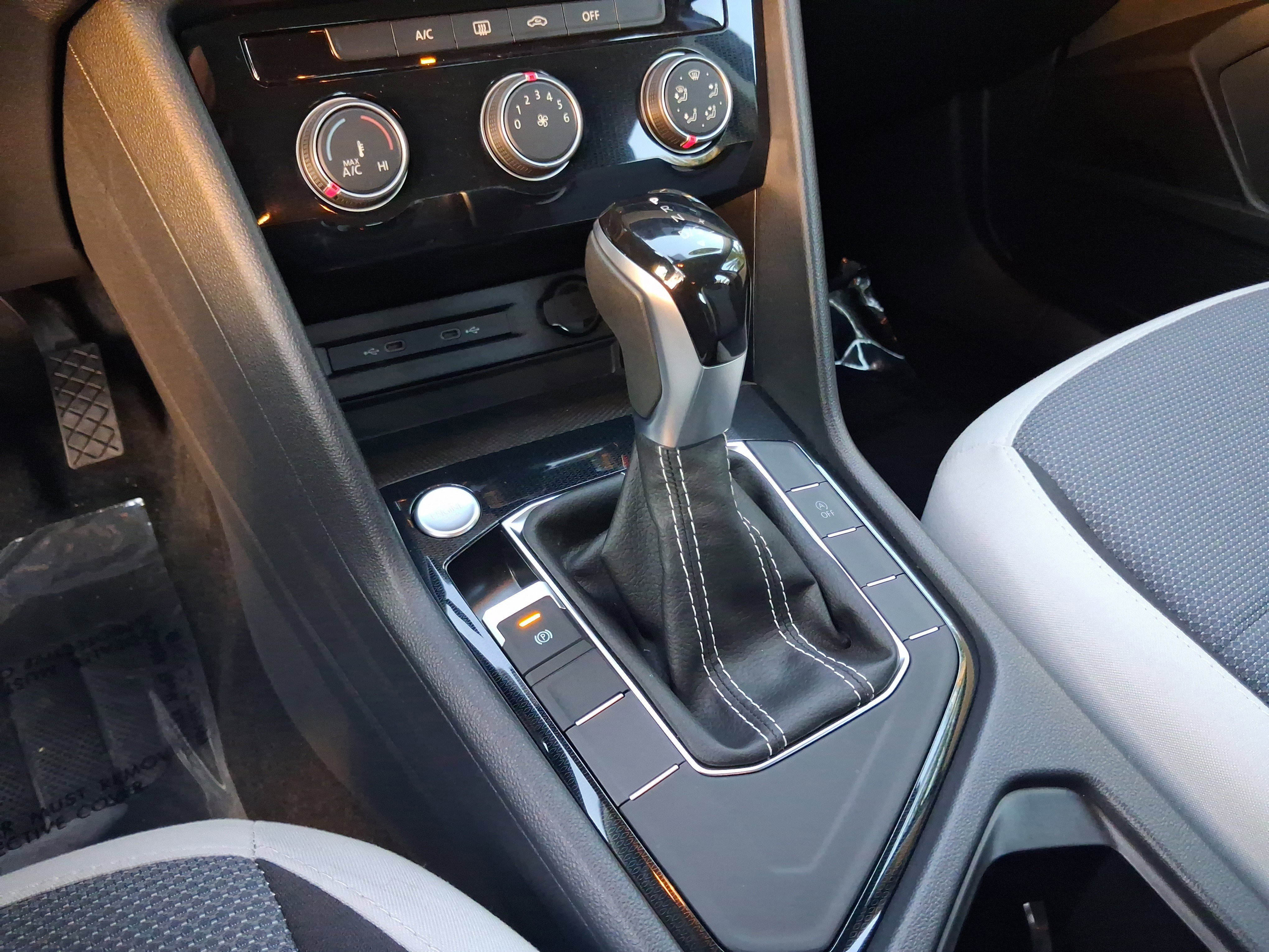 2025 Volkswagen Taos S - Photo 22