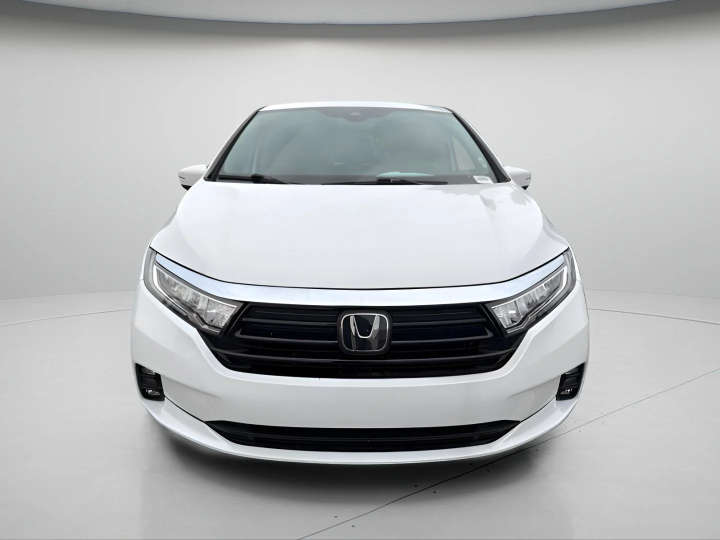 Certified Used 2024 Platinum White Pearl Honda EX-L image 2