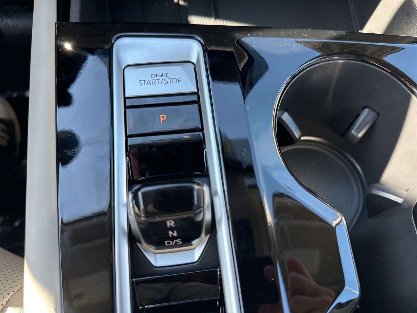 New 2026 Green Volkswagen 2.0T SE w/Technology image 63