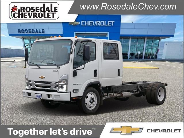 2024 Chevrolet Low Cab Forward's photo