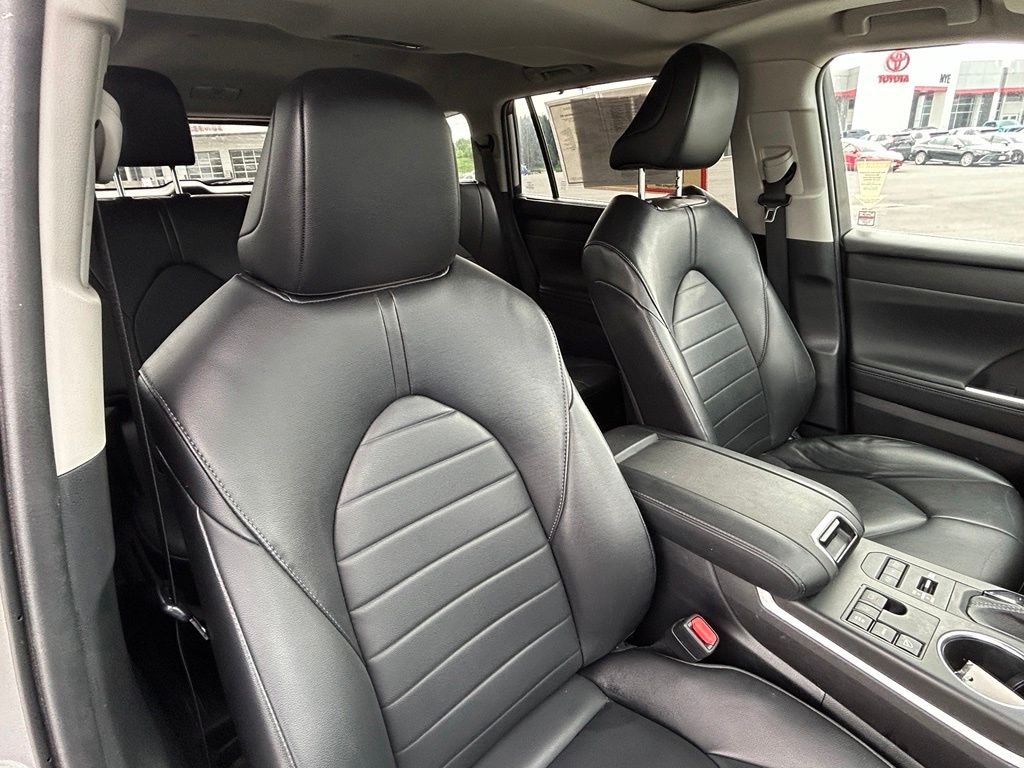 2023 Toyota Highlander XLE - Photo 44