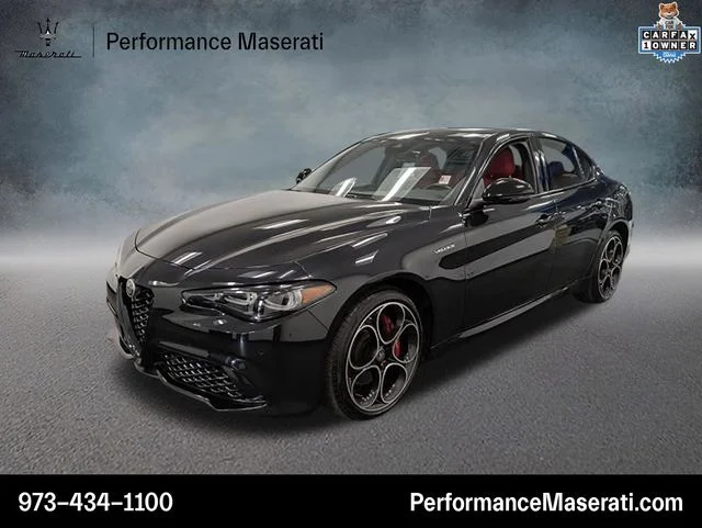 Used 2024 Black Alfa Romeo  image 1