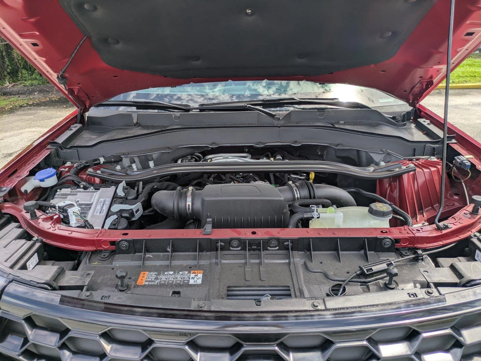 2025 Ford Explorer ST - Photo 37