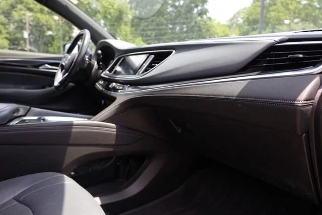 Used 2023 Ebony Twilight Metallic Buick Essence image 41