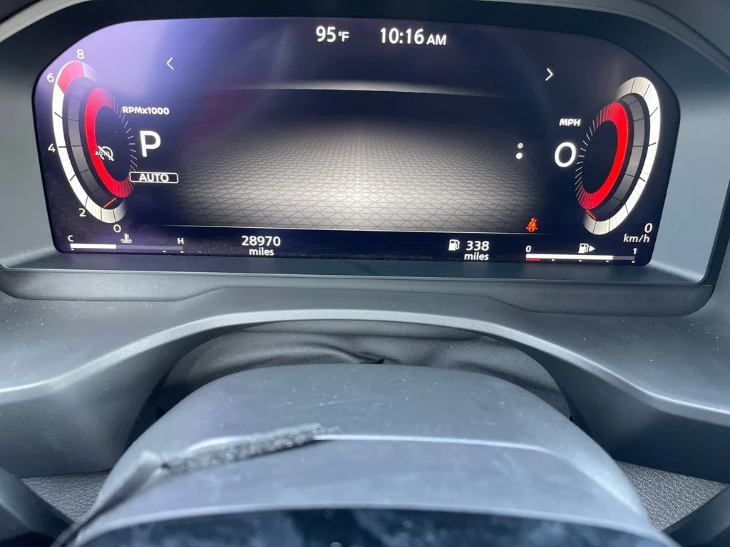 Used 2025 Gray Nissan SL image 12
