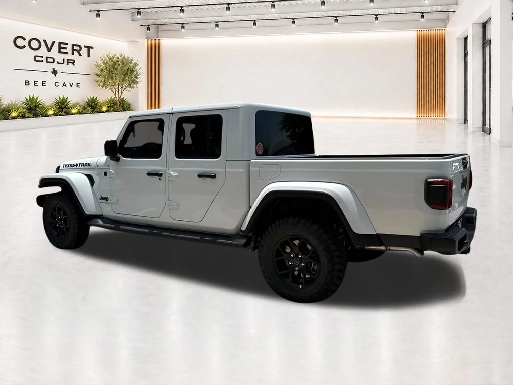 New 2026 Bright White Clear-Coat Exterior Paint Jeep Texas Trail image 8