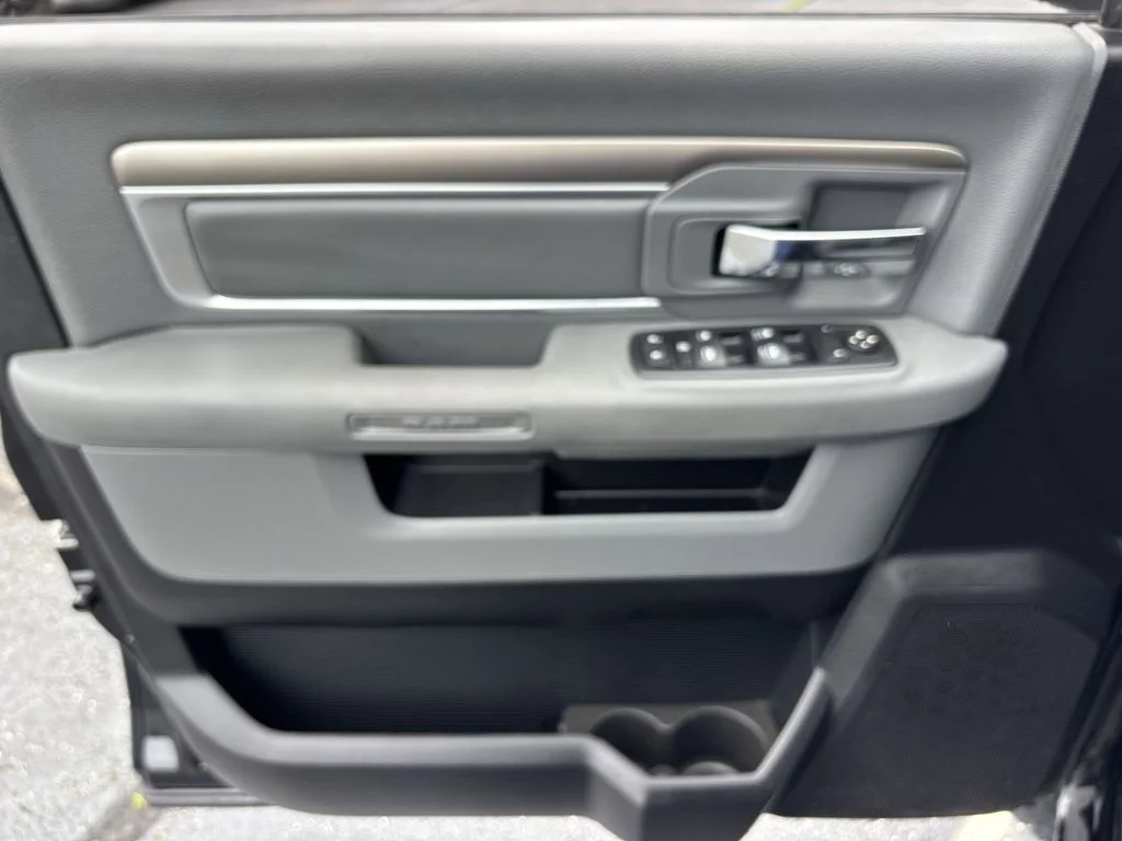 Used 2016 Black Ram Big Horn image 16