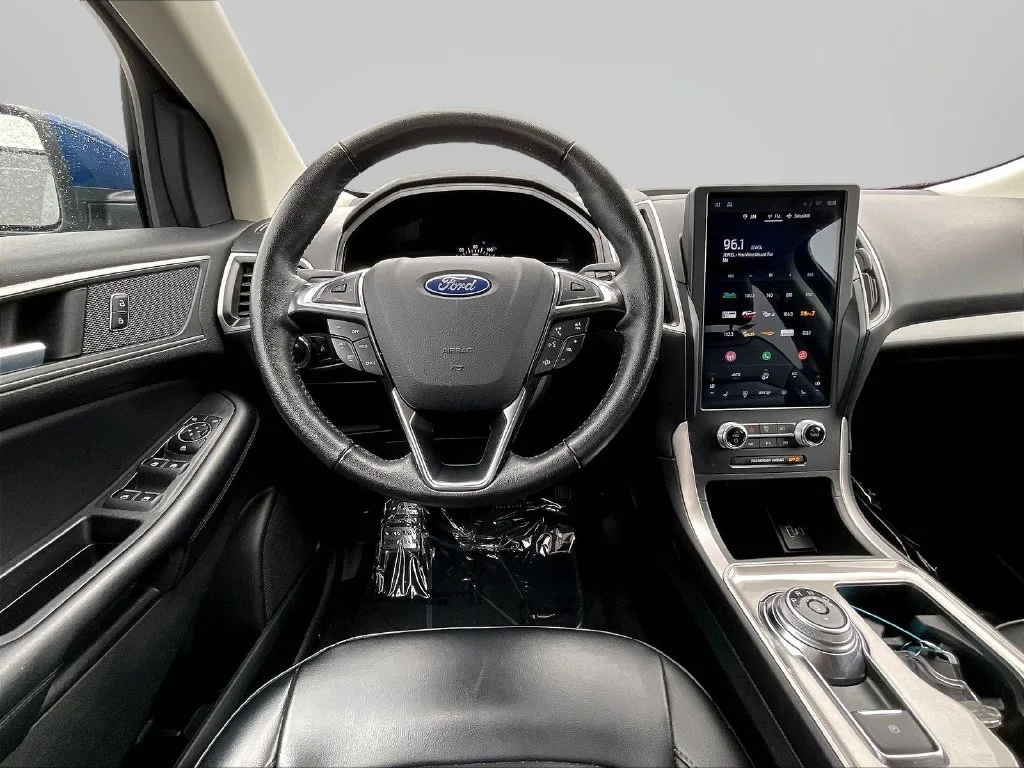 Used 2024 Blue Ford SEL image 8