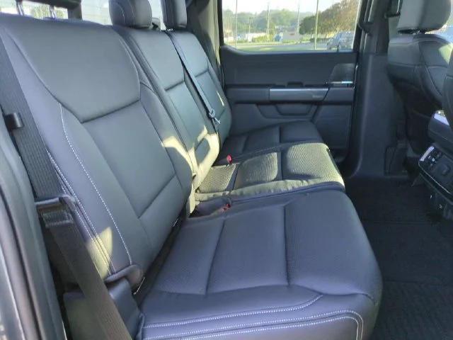 Used 2023 Gray Ford XLT image 31