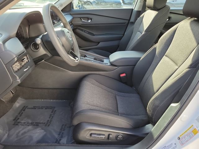 2025 Honda Accord SE - Photo 17